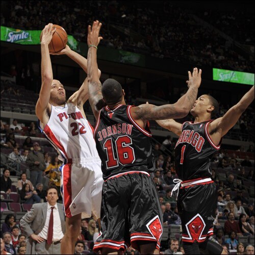 Pistons vs. Bulls March 28, 2010 Photo Gallery