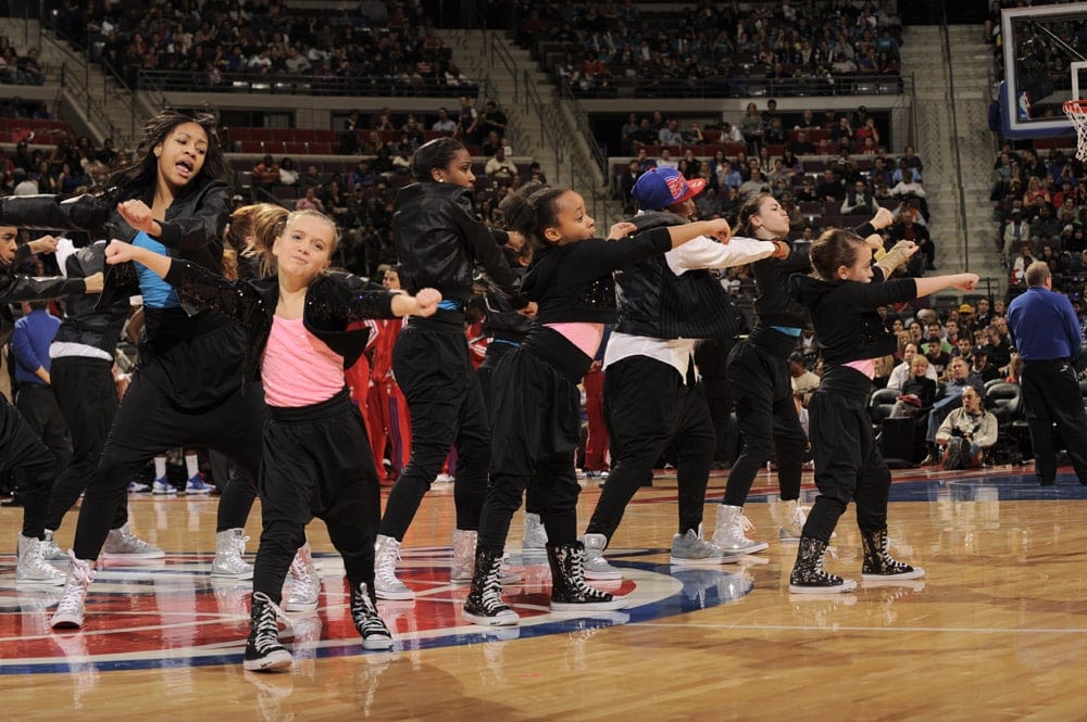 Mob Squad Pistons Dancers