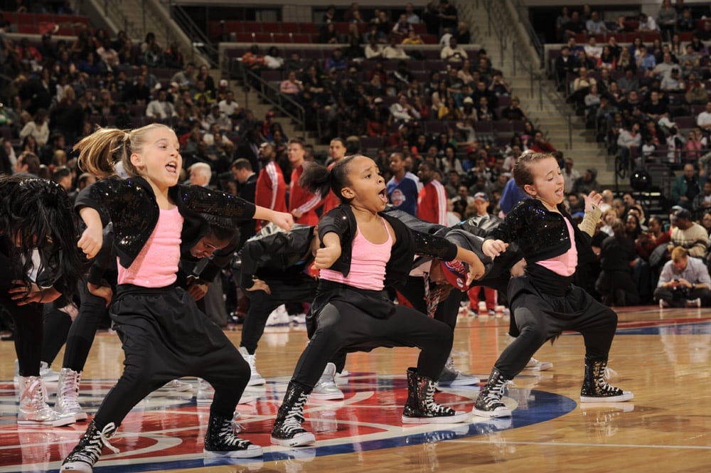 Mob Squad Pistons Dancers