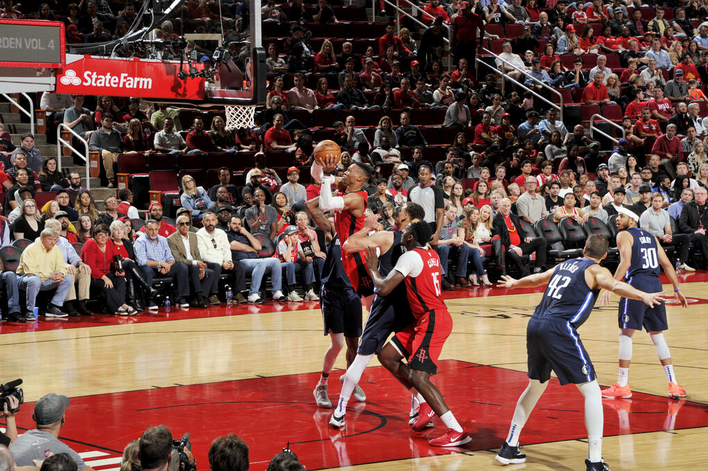 Photo Gallery: Rockets Vs. Mavs 11-24-19 | Houston Rockets