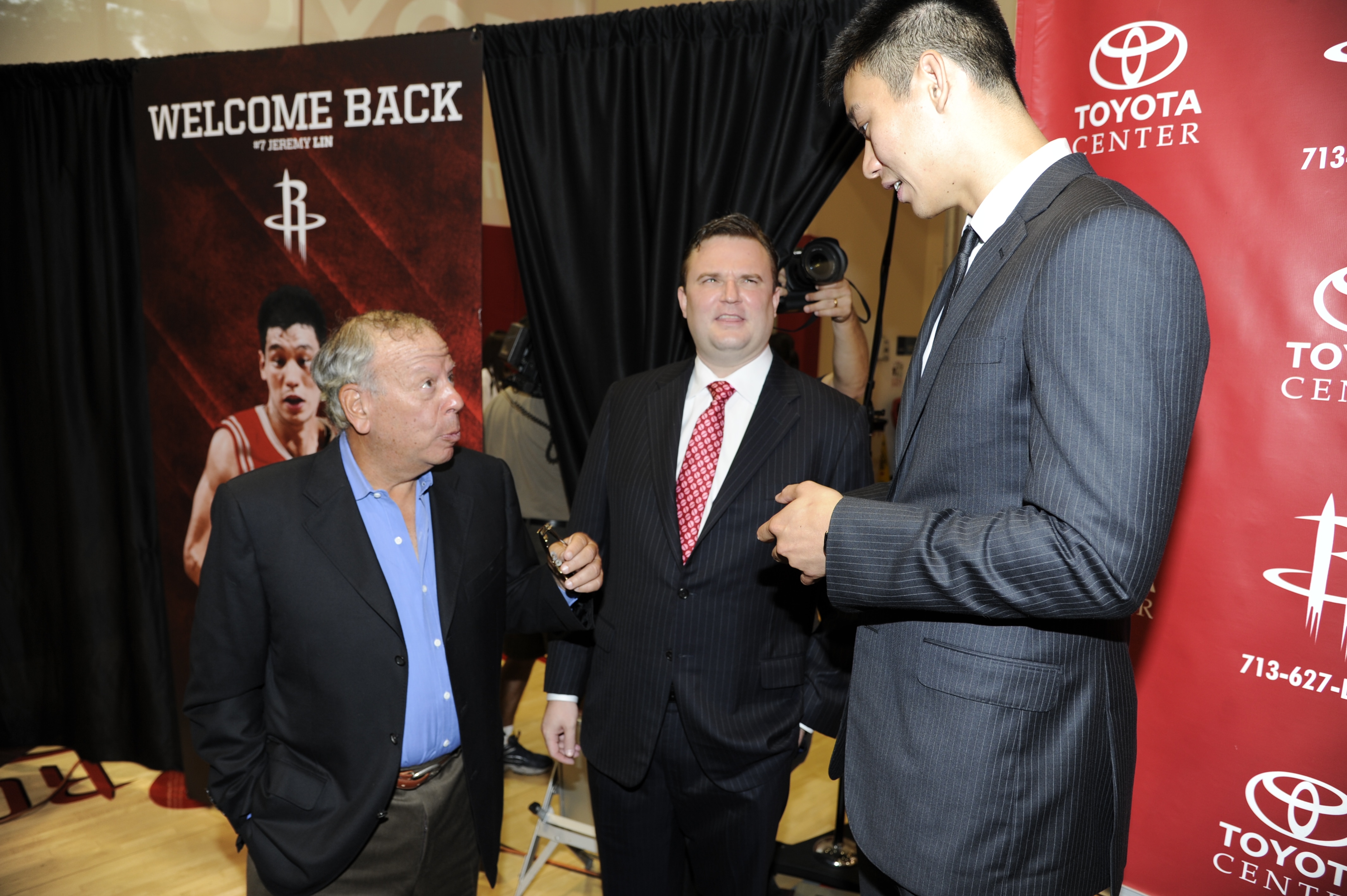 Jeremy Lin Press Conference & Contract Signing | Houston Rockets