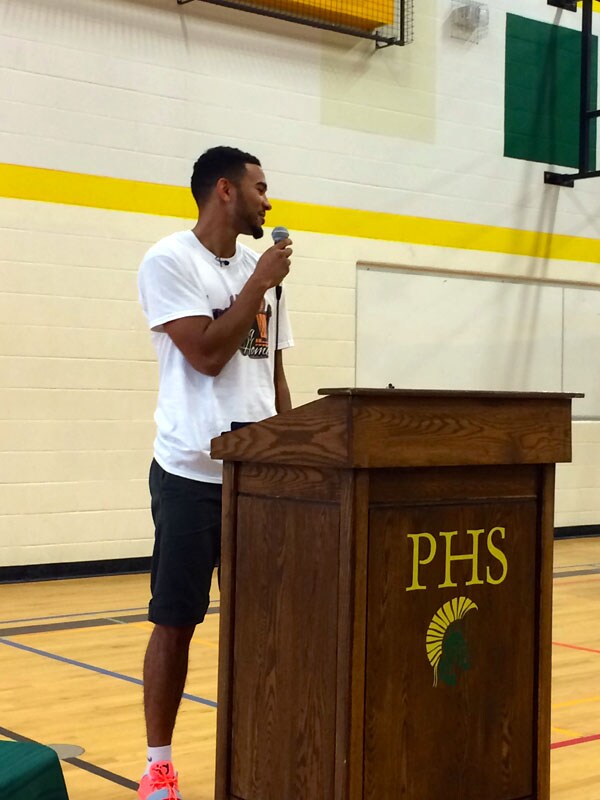 Larry visits Cory's High School and the Set Photo Gallery