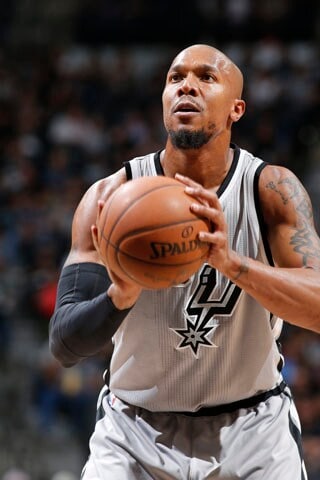 Photos: Spurs vs Kings Photo Gallery