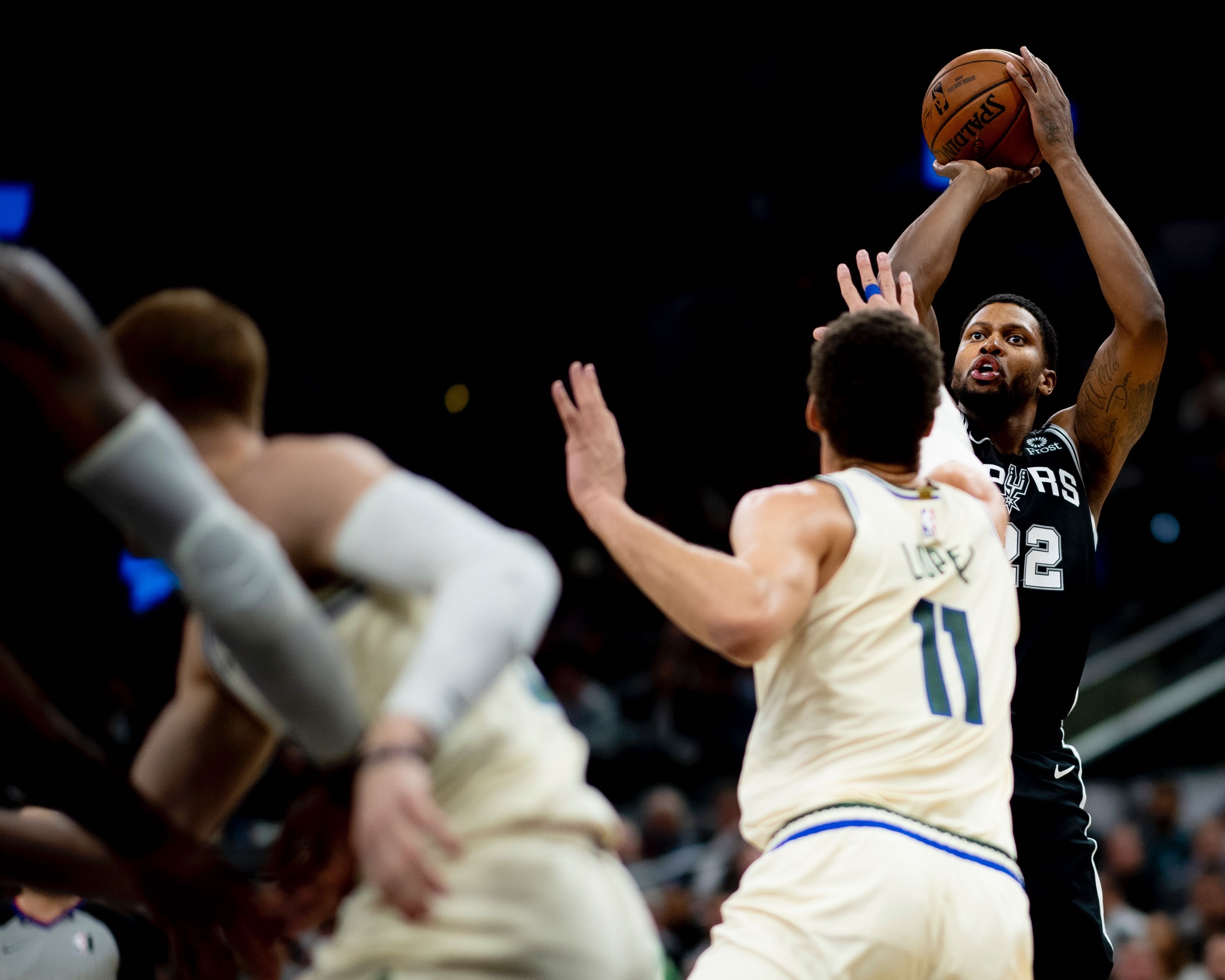 Photos: Spurs vs. Bucks 1/6 Photo Gallery | NBA.com