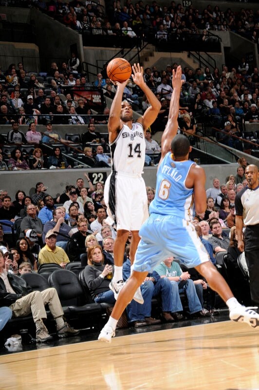 spurs-vs-nuggets-1-7-12-photo-gallery-nba