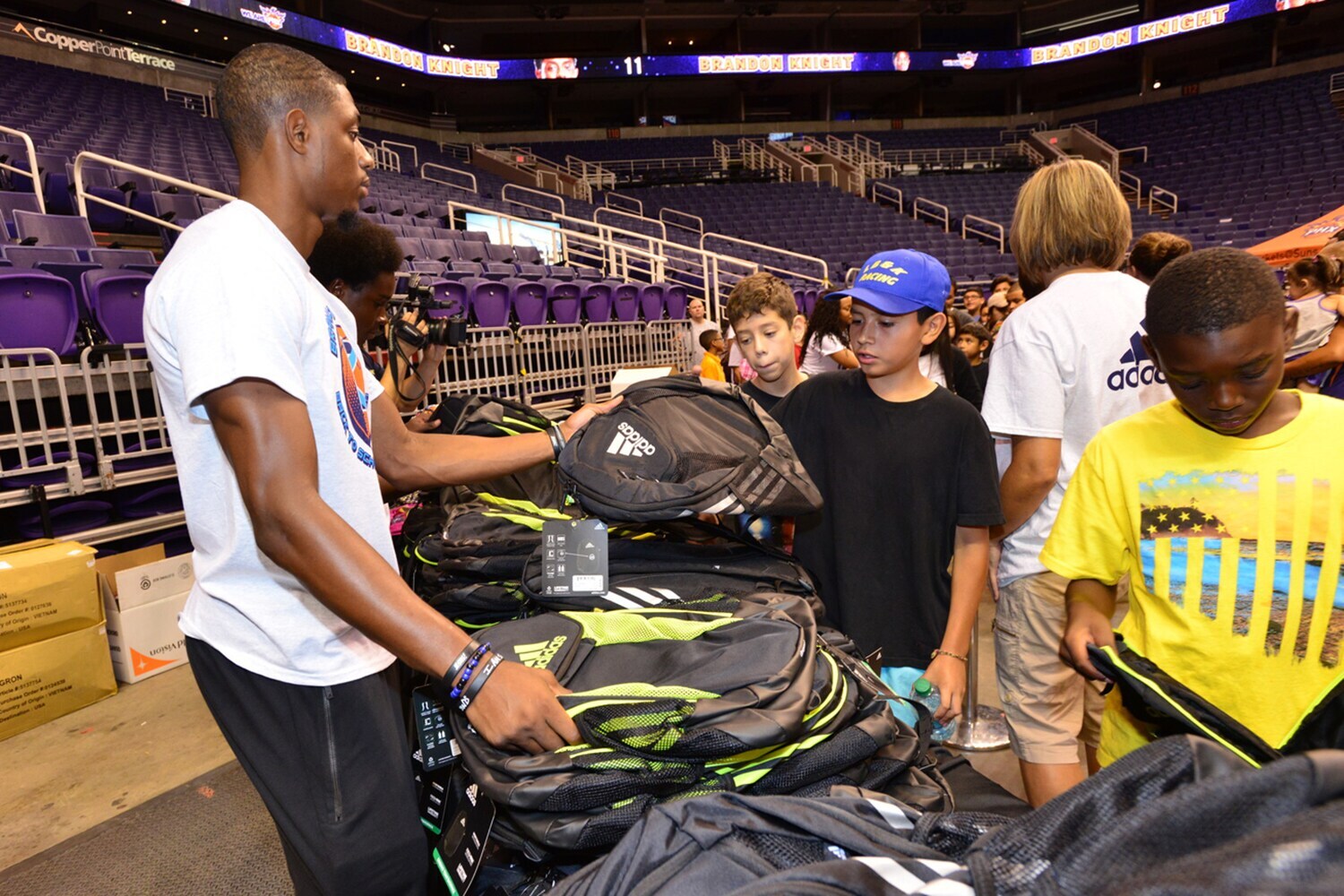 Brandon Knight Backpack Bash 2016 Photo Gallery