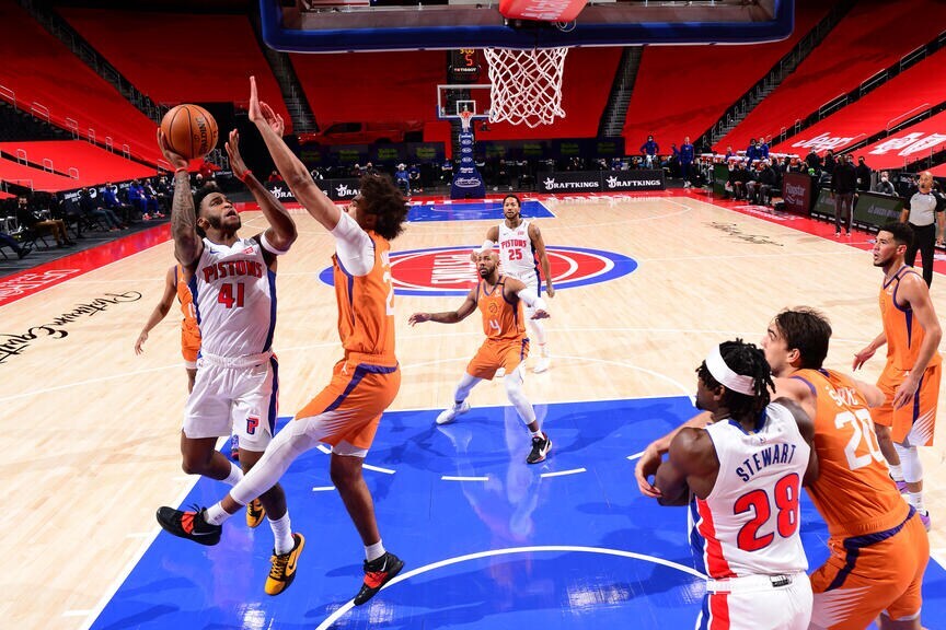 January 8, 2021 Suns vs Pistons Photo Gallery