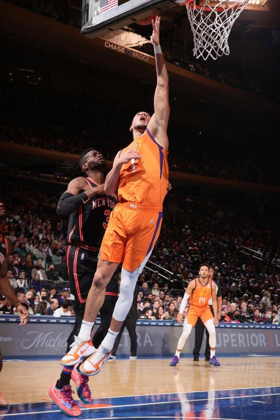 Phoenix Suns v New York Knicks