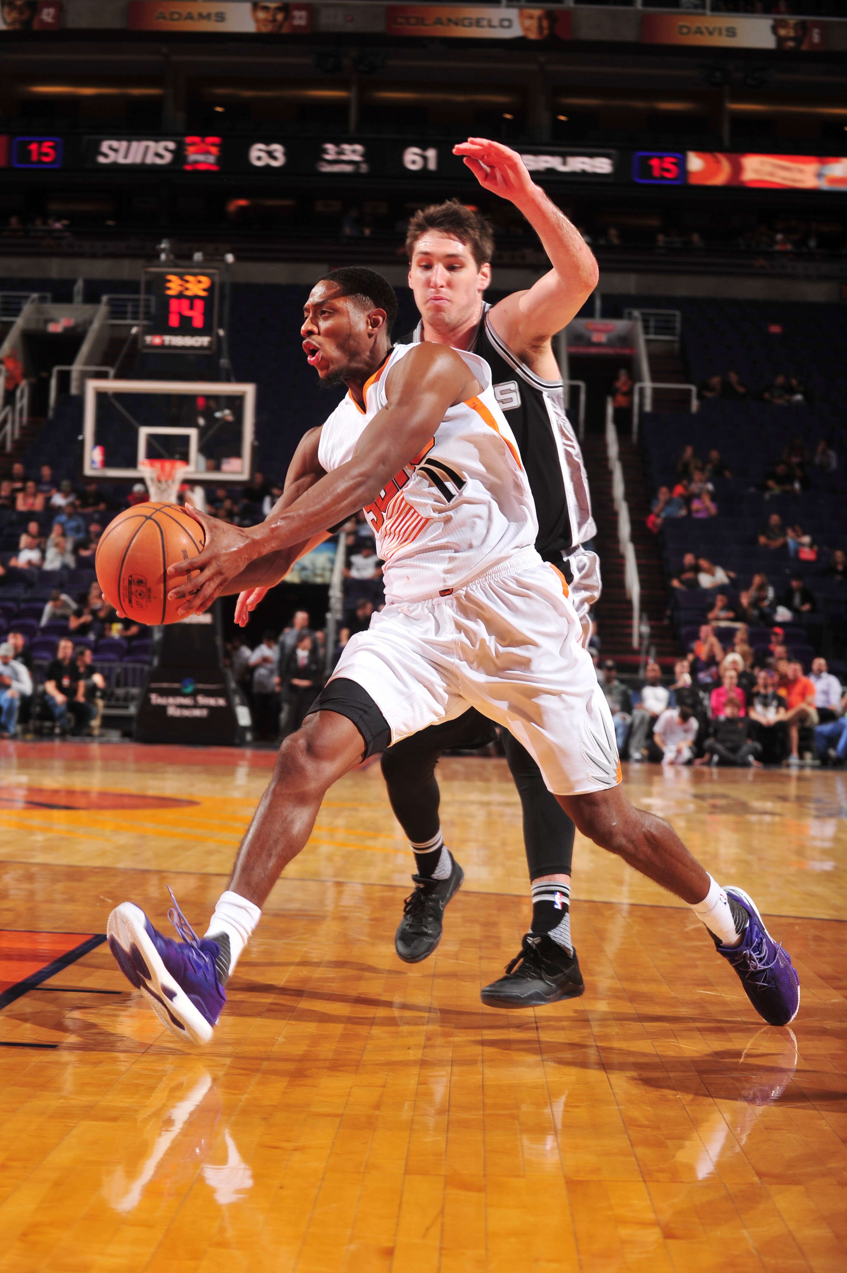 Best of Suns vs. Spurs: Preseason Game 1 Photo Gallery