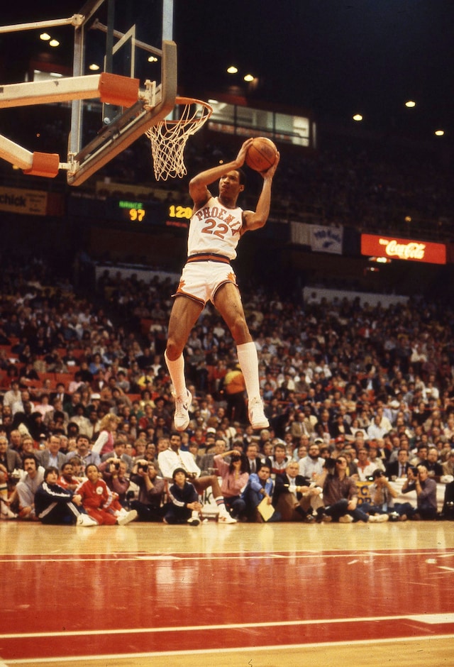 Slideshow-image: Larry Nance at the inaugural 1984 Slam Dunk Contest....