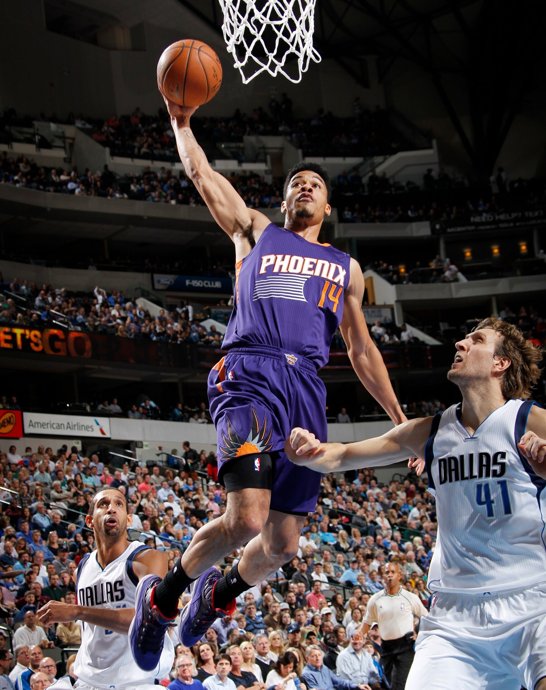 December 5, 2014 Suns at Mavericks Photo Gallery