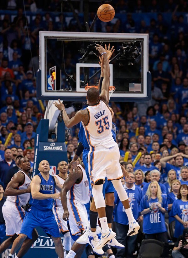 Thunder vs. Mavericks Game One, 4/28/12 Photo Gallery
