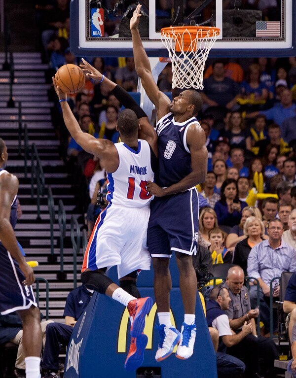 Thunder vs. Pistons Nov. 9, 2012 Photo Gallery