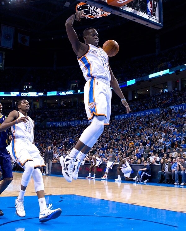 reggie jackson basketball shoes