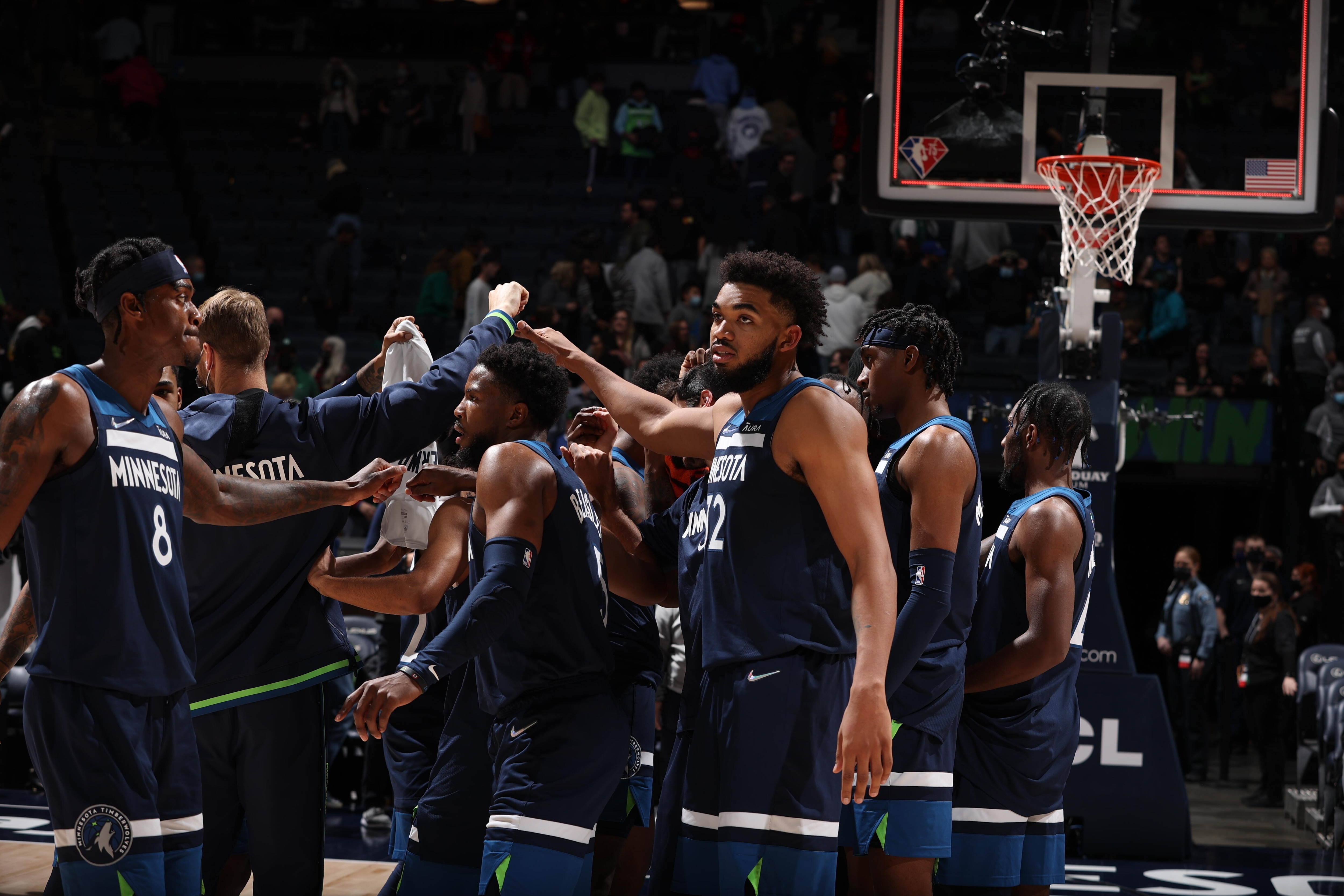 Preview Wolves at Nets