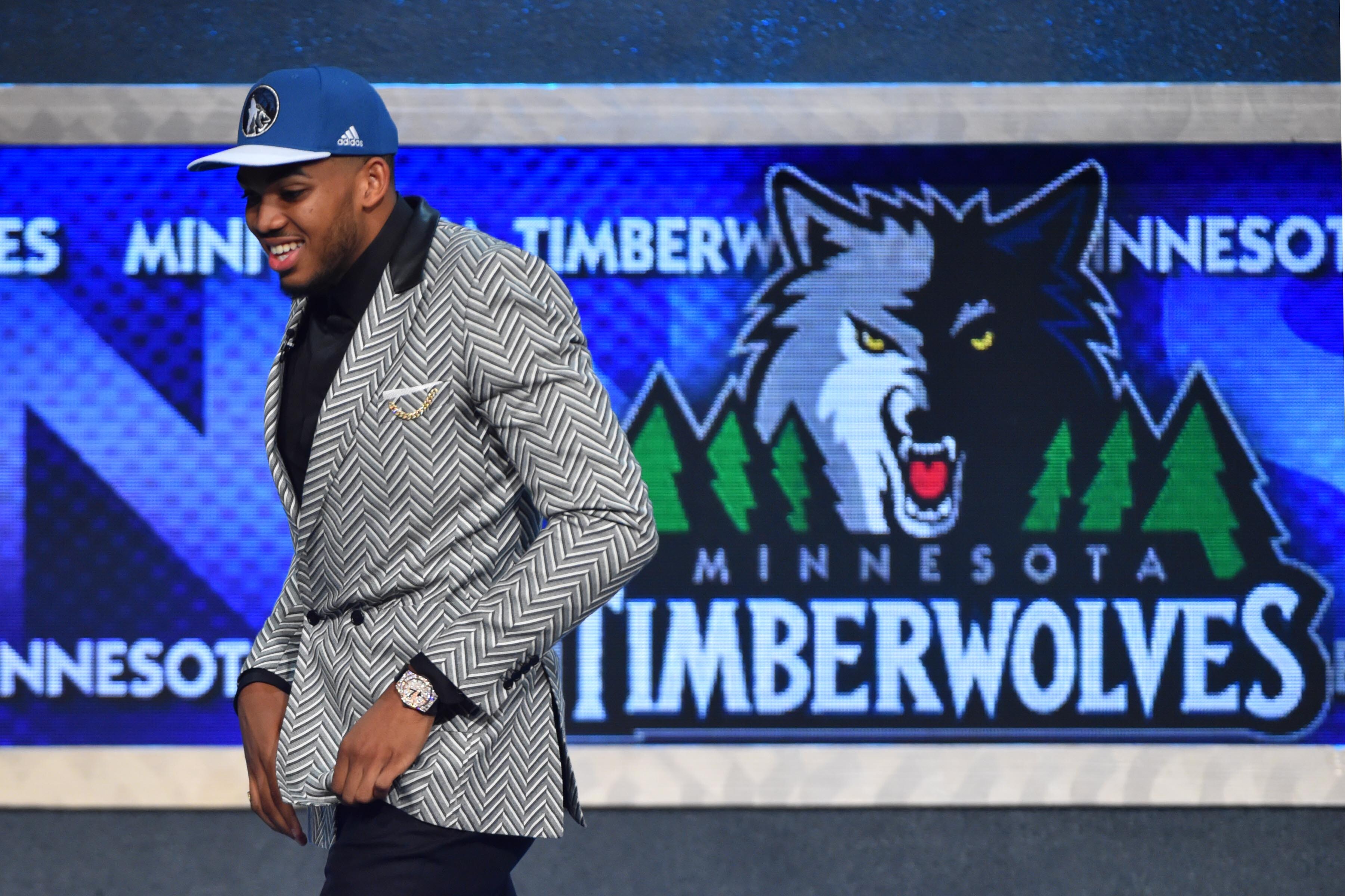 Photo Gallery | Wolves Select Karl-Anthony Towns First Overall ...