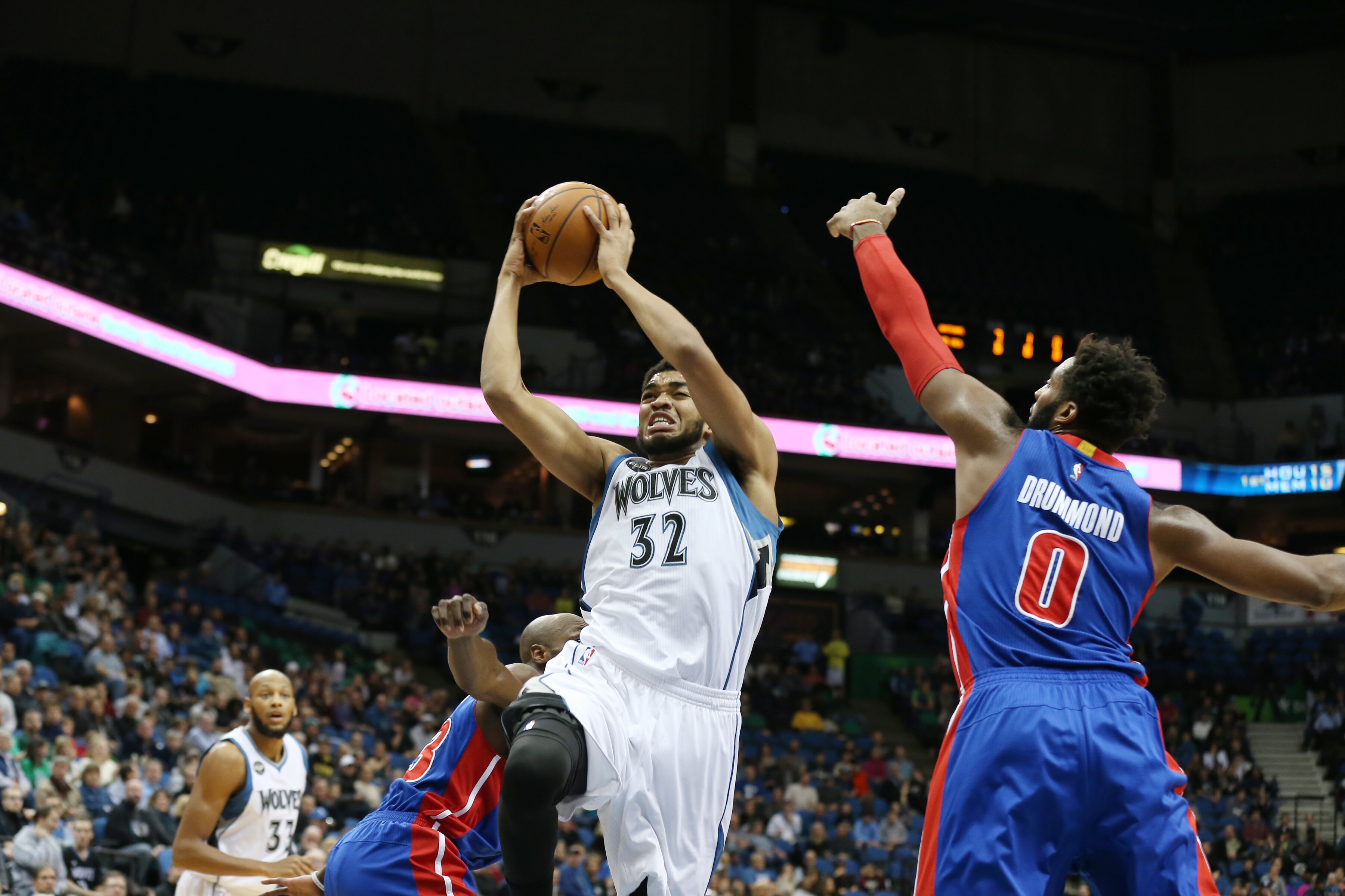 Photo Gallery Wolves vs. Pistons Photo Gallery