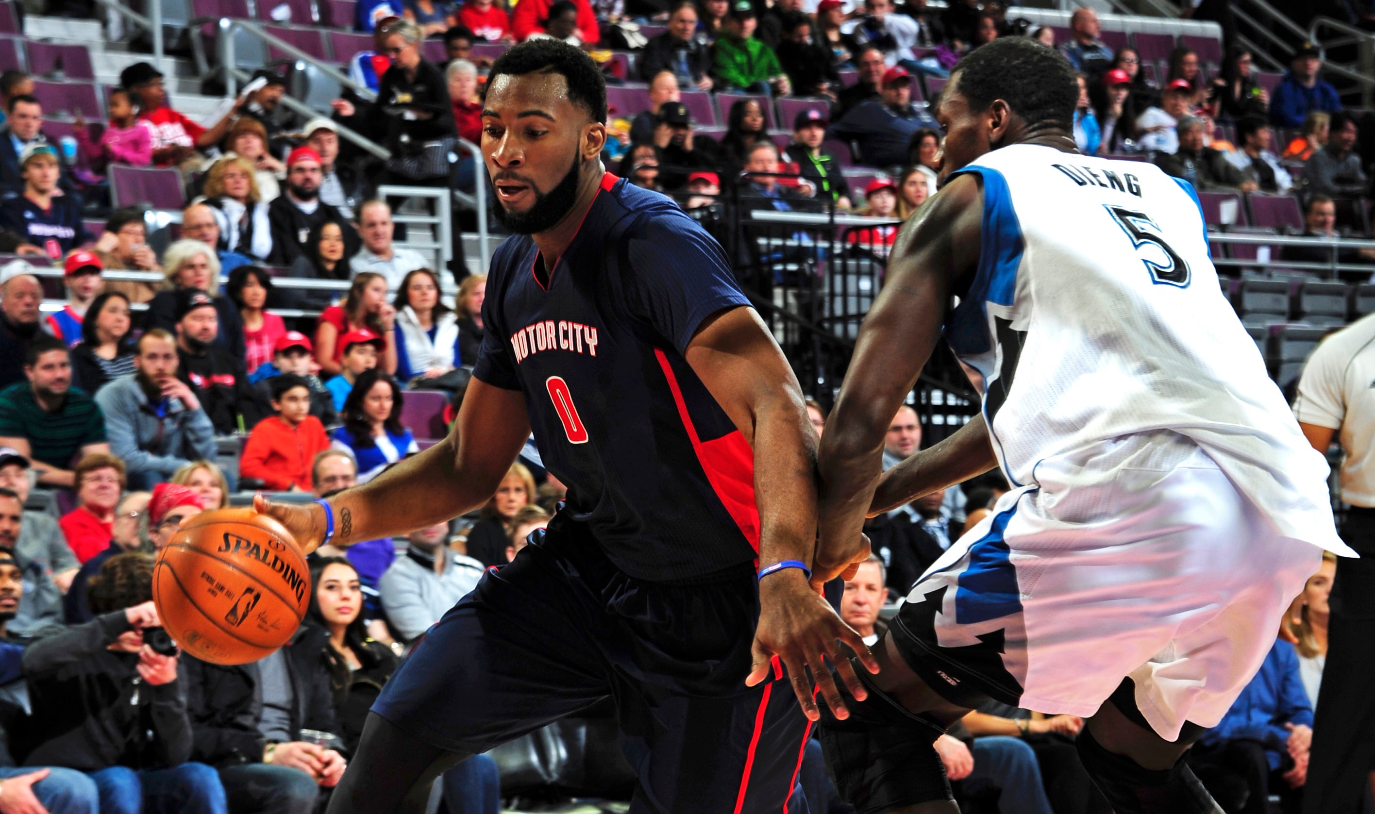 Shootaround Access Wolves vs. Pistons