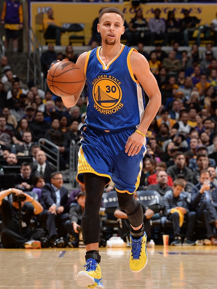 Warriors Guard Stephen Curry Named 2015-16 Kia NBA Most Valuable