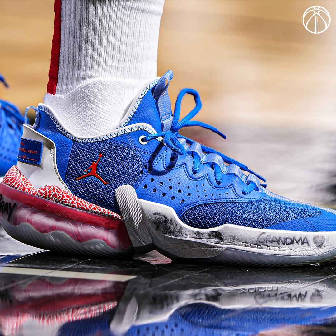 Signature Shoe Jordan React Elevation 2021 NIKE Air Jordan React