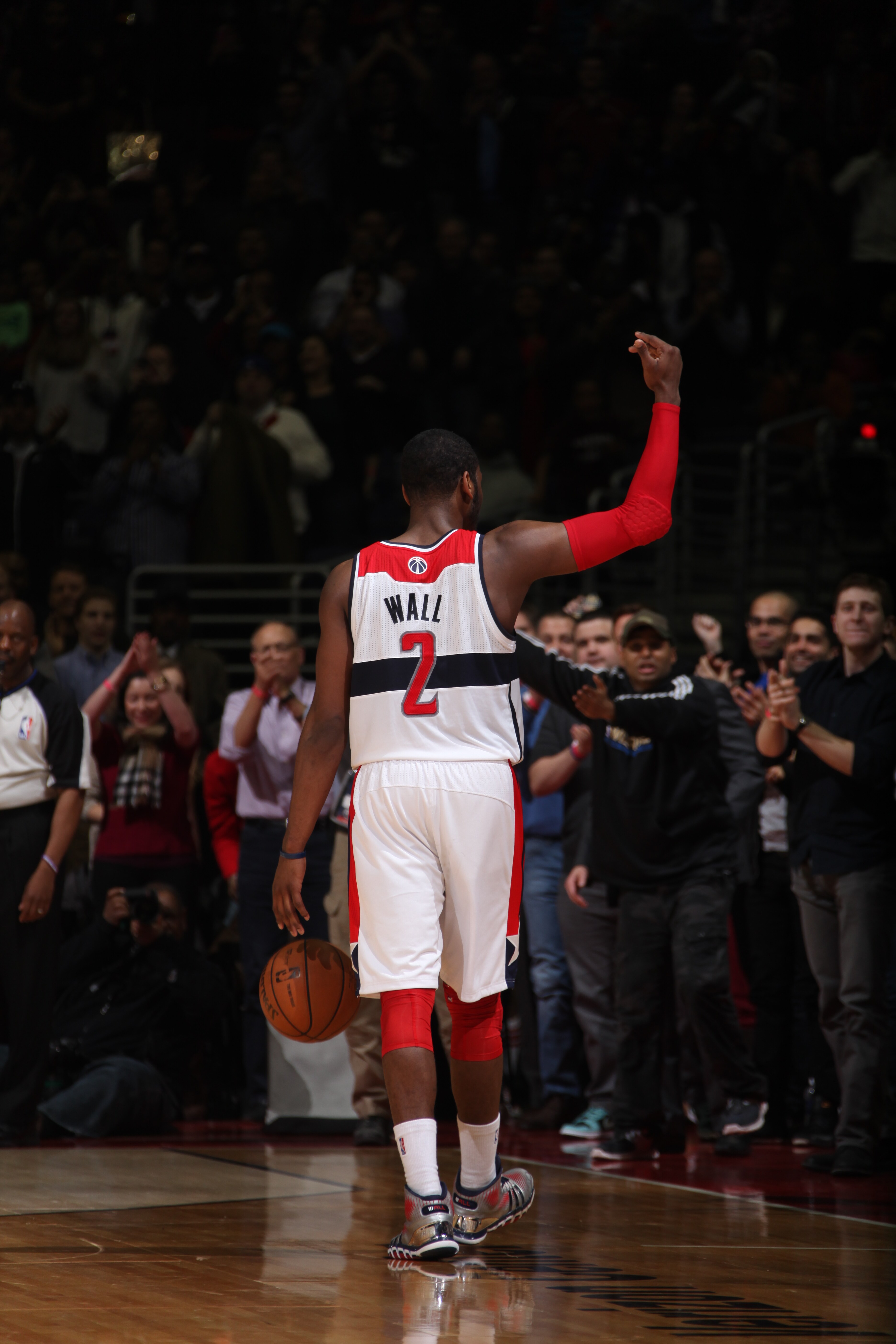 Players, Media, Fans, React to John_Wall's Career Night on Twitter