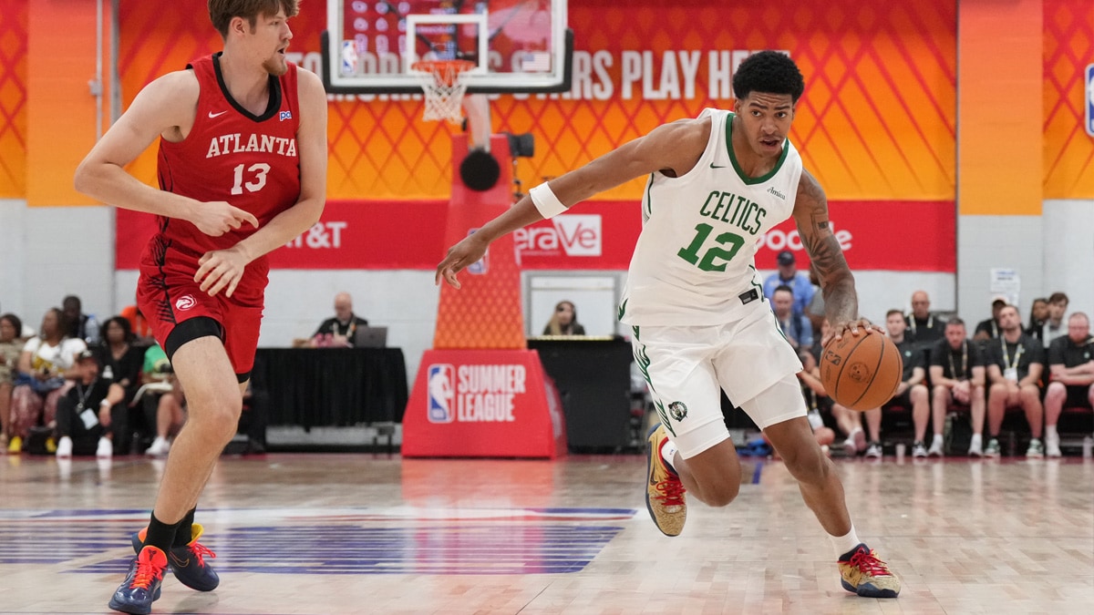 Cenac Jr. Continues To Show Off Wide Range of Skills in Vegas