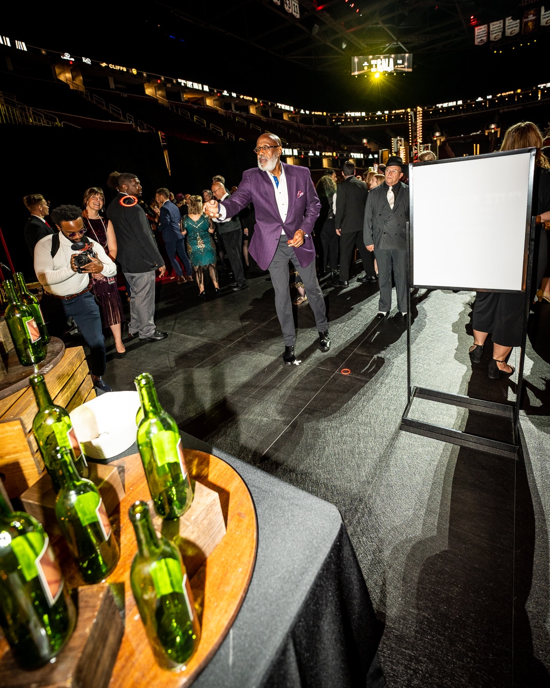 Photo Gallery Wine & Gold Gala Photo Gallery