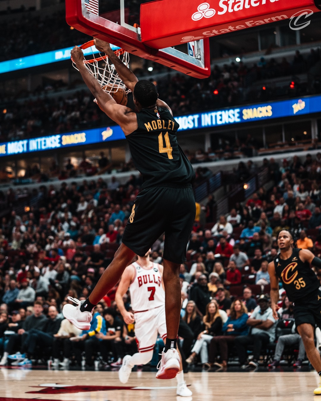 Cavs at Bulls Through the Lens Photo Gallery