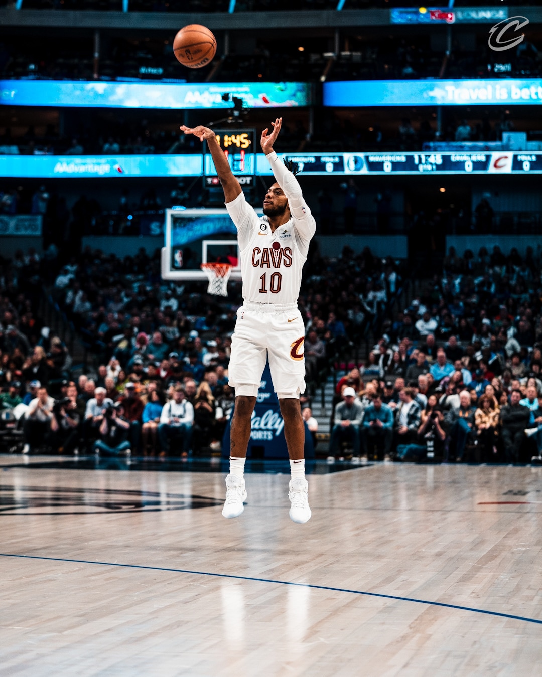 Stunning Cavs At Mavericks | Rocket Game Preview Capture Illustration Stunning Cavs At Mavericks | Rocket Game Preview Capture Illustration