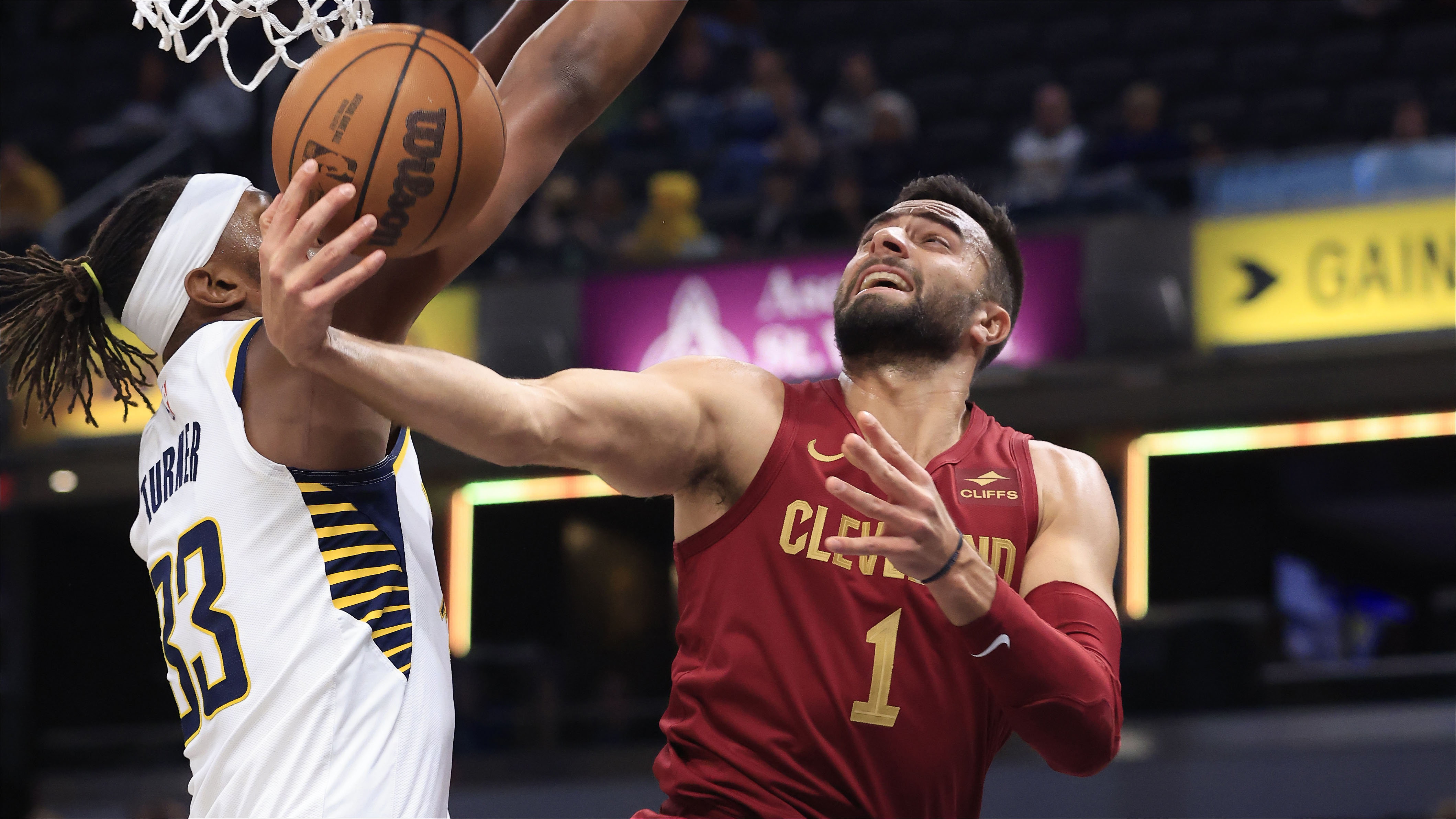 Cavs Drop Preseason Finale in Indy