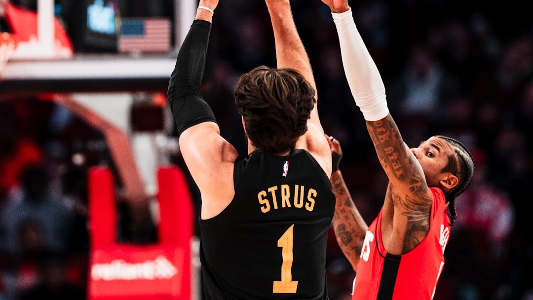 Cavs at Rockets Through the Lens