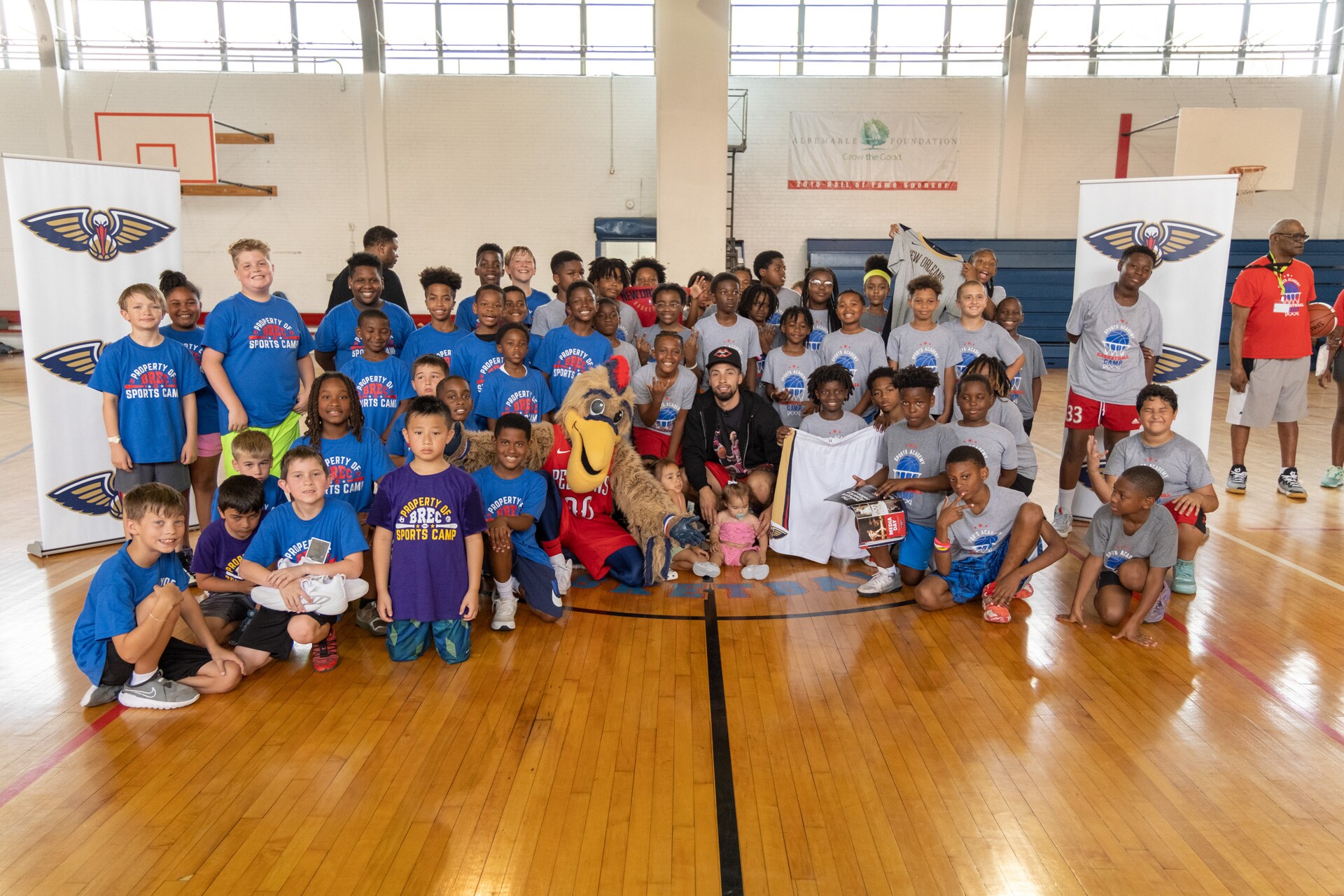 Jose Alvarado hosts youth basketball clinic at Sports Academy in Baton