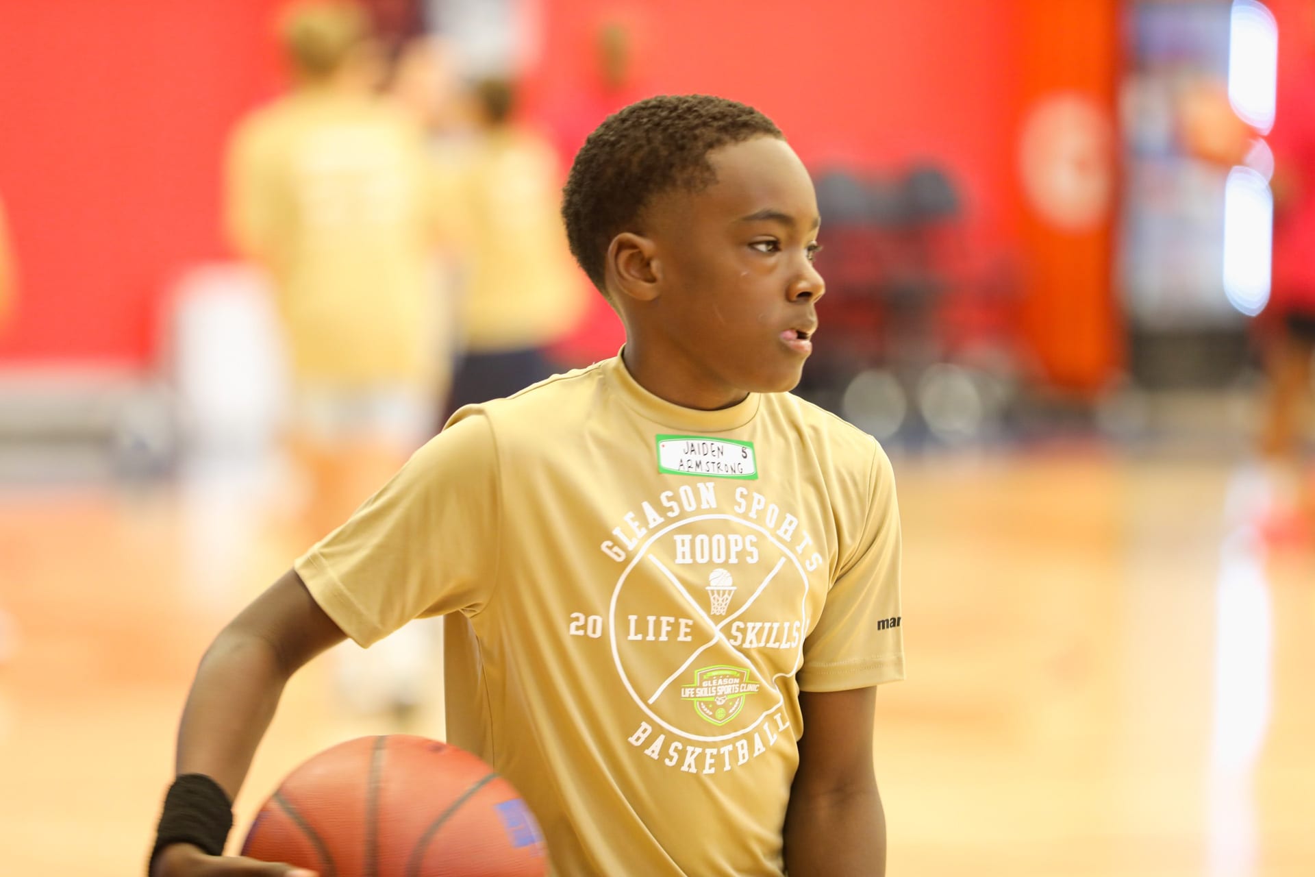 Photos Steve Gleason, Pelicans host youth basketball camp Photo