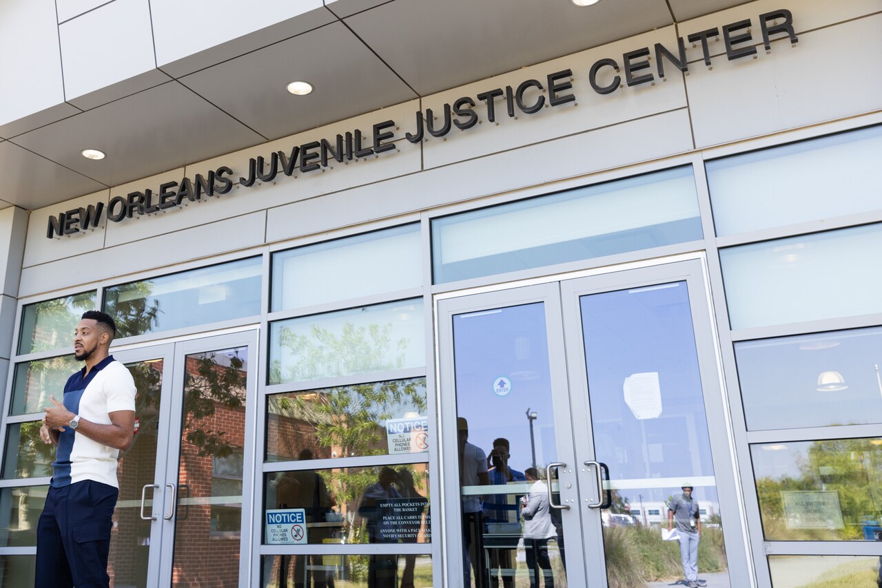 Photos: CJ McCollum visits Travis Hill School and Juvenile Justice ...
