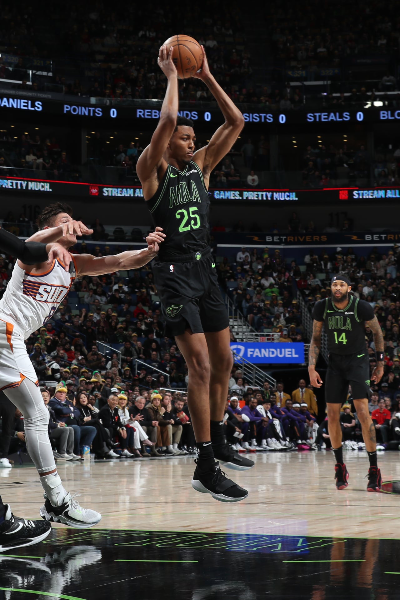 Photos: Pelicans vs. Suns | Game Action 1/19/24 Photo Gallery | NBA.com