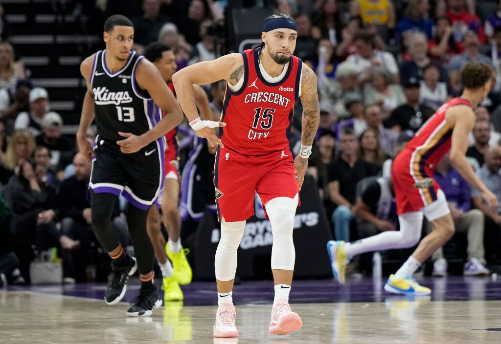 Photos: Pelicans at Kings | Game Action 4/11/2024 Photo Gallery | NBA.com