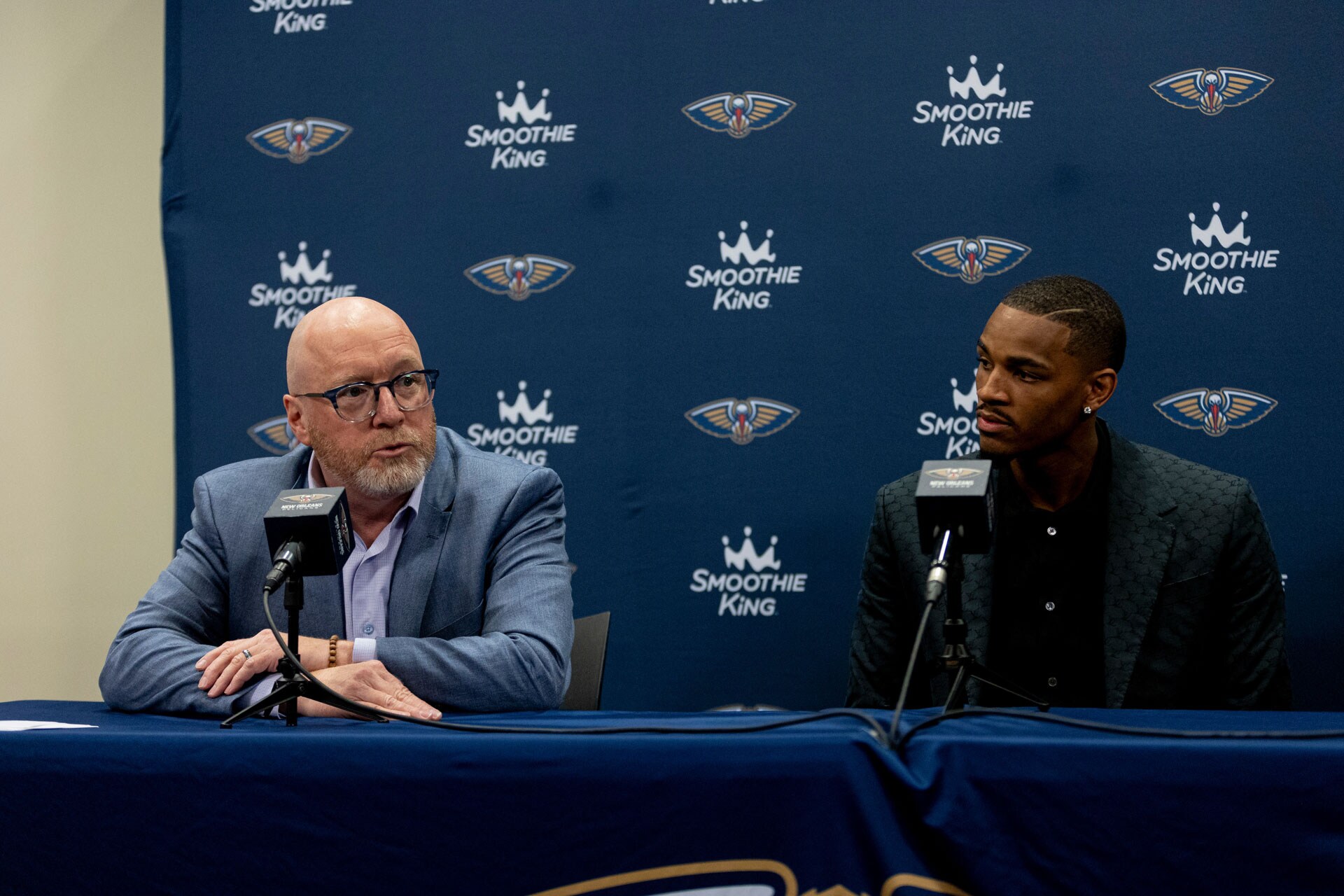 Pelicans Dejounte Murray's 1st day in New Orleans Photo Gallery | NBA.com