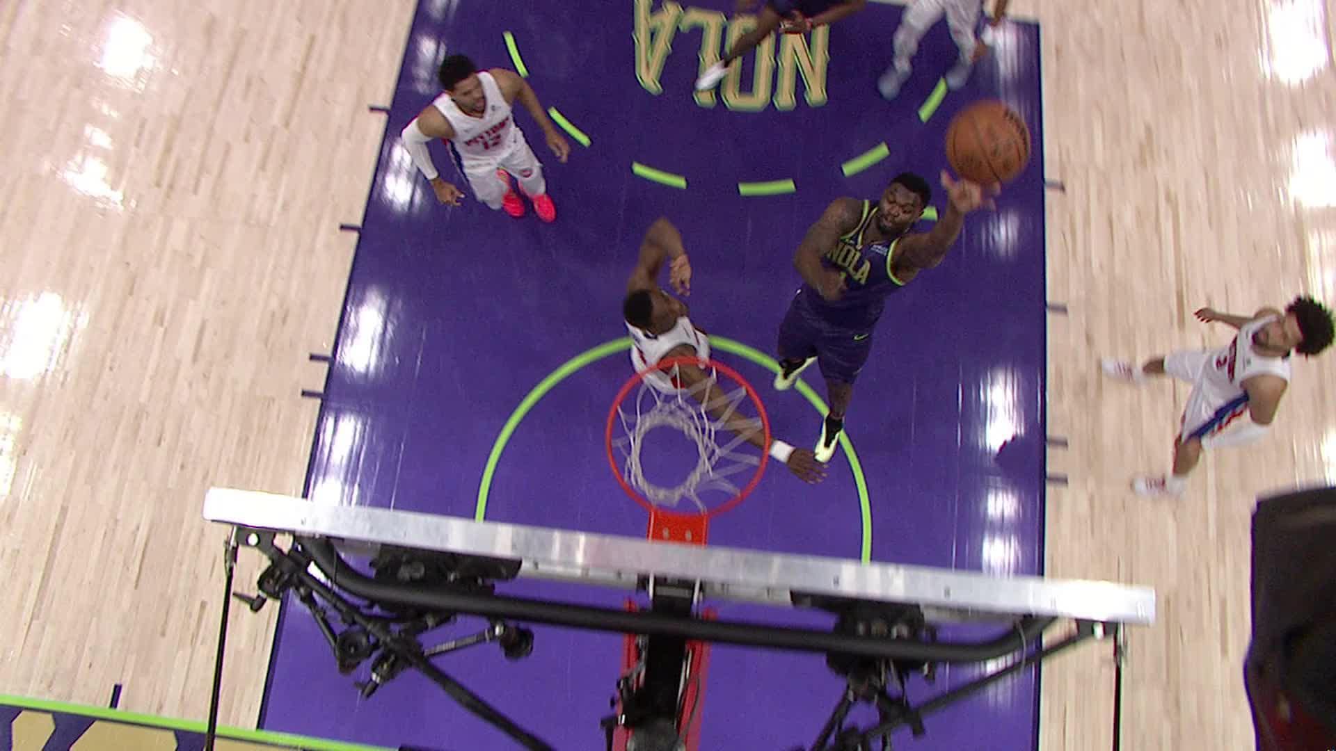 Simons and Poole Lead the Offensive Charge
