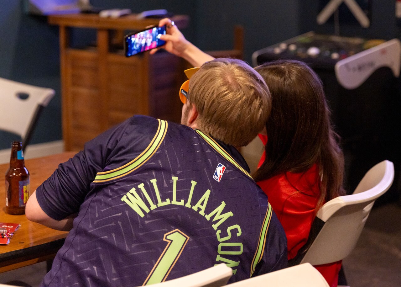 Photos: Pelicans Watch Party at Mid City Yacht Club 3/8/25 | New ...