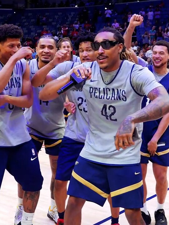 Brandon Ingram with the 3 off the Larry Nance Jr. feed | Pelicans