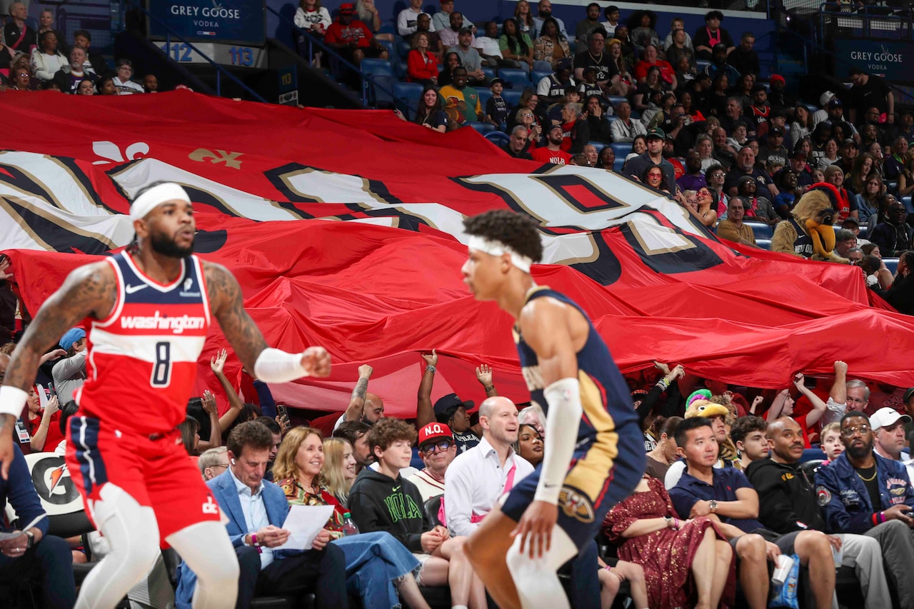 Photos: Pelicans vs. Wizards | Fans and Entertainment 3/8/26 | New ...