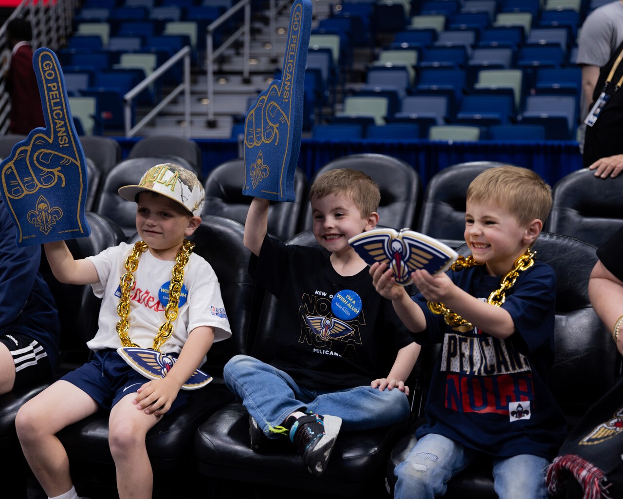 Photos: Pelicans, Ochsner host Make-A-Wish alum at pregame warmups ...