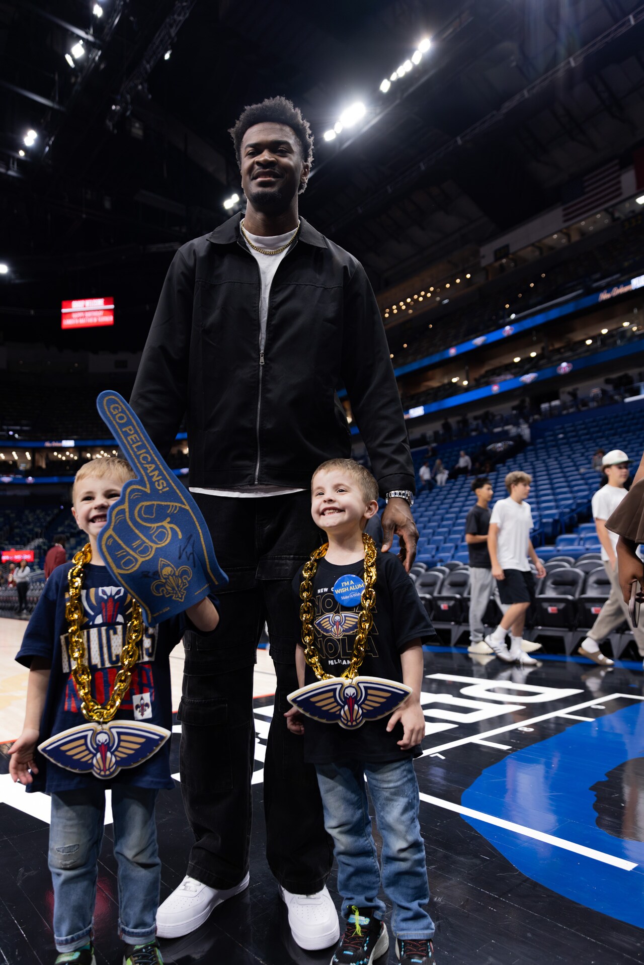 Photos: Pelicans, Ochsner host Make-A-Wish alum at pregame warmups ...