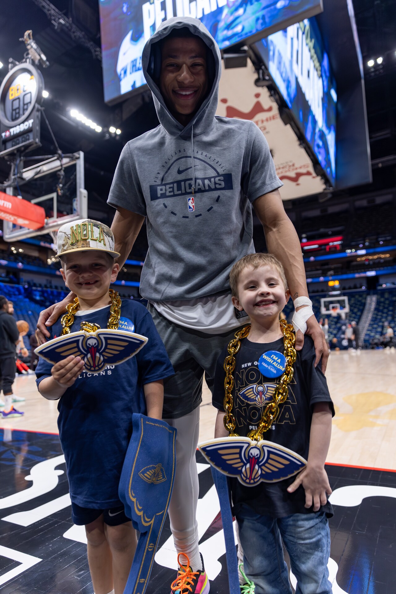 Photos: Pelicans, Ochsner host Make-A-Wish alum at pregame warmups ...