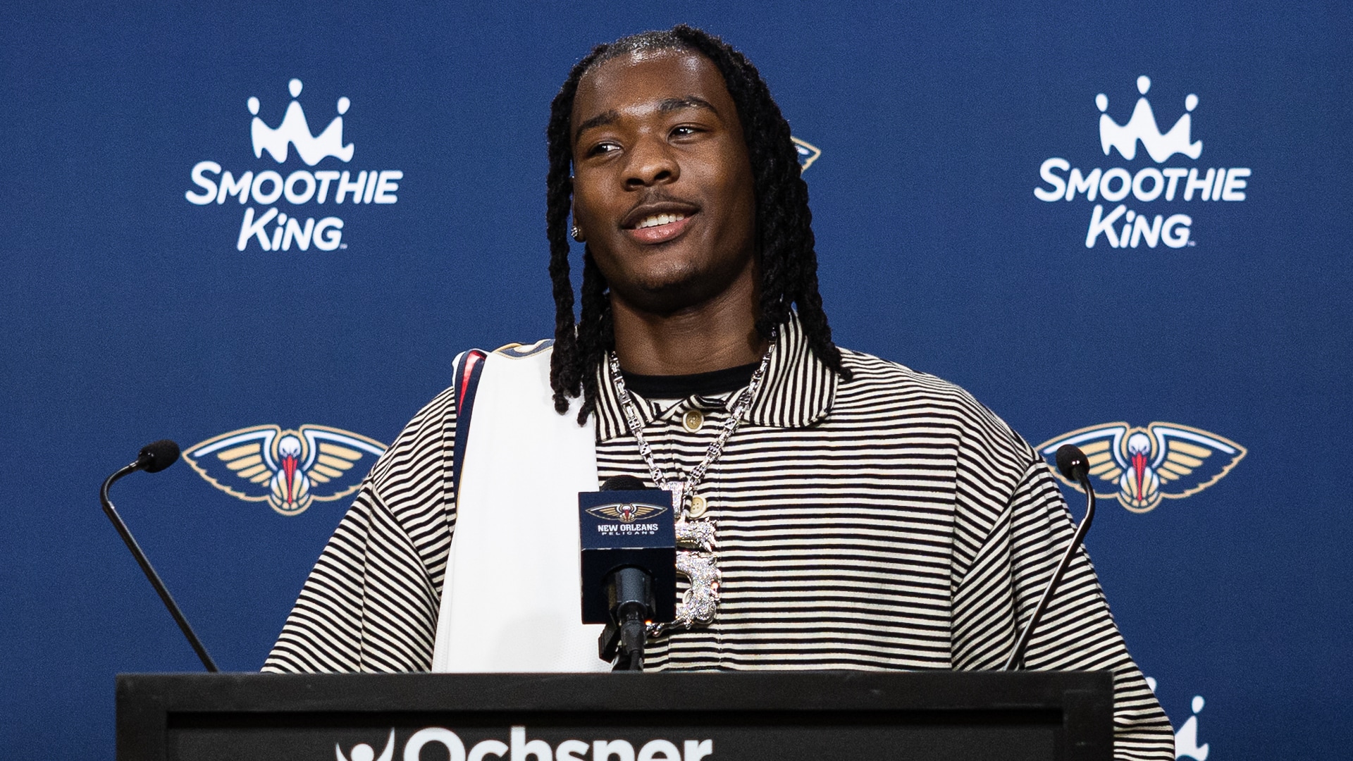 Jaron Pierre Jr. welcomed home by the New Orleans Pelicans