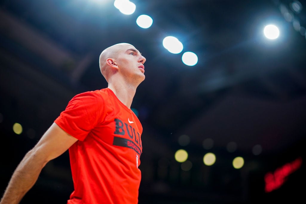Chuck checks in 11 06 22 chicago bulls
