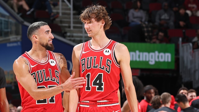 Bulls knock off Cavs, Buzelis shines in preseason debut | Chicago Bulls