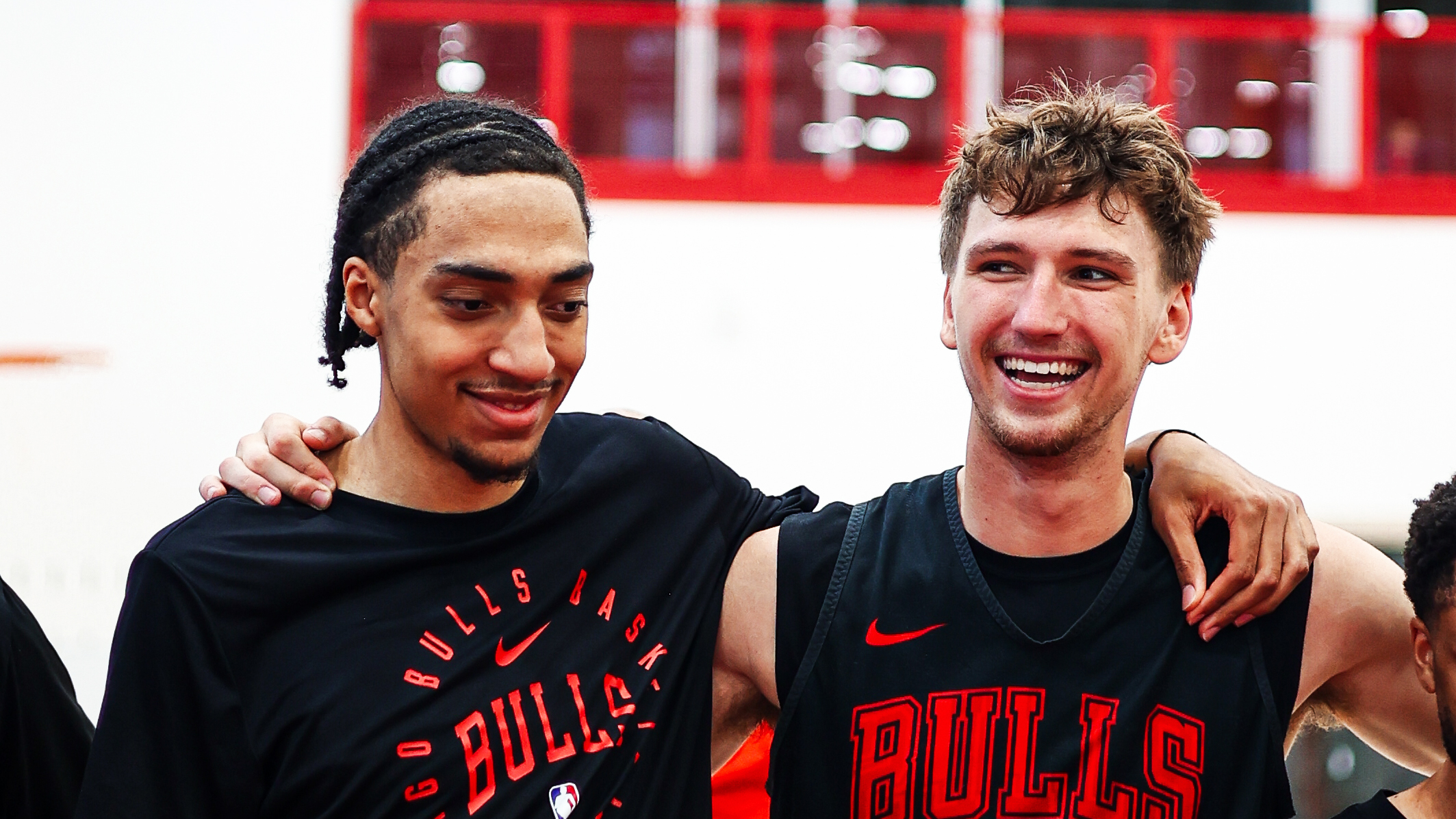 sur Le Roster. | Noa Essengue, le début du projet des Bulls Noa Essengue & Matas Buzelis ready to lead fast-paced 2025 Summer League Bulls | Chicago Bulls