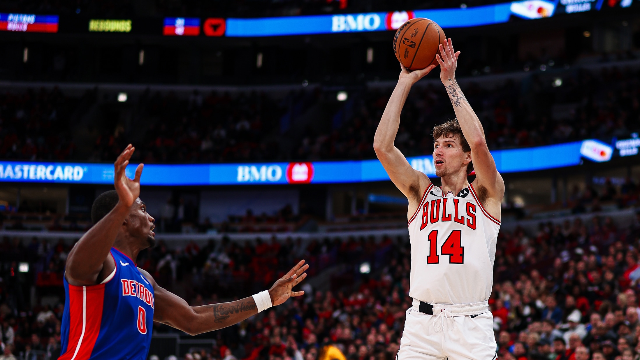 Vucevic and Buzelis lead Bulls in Season Opening win over Pistons