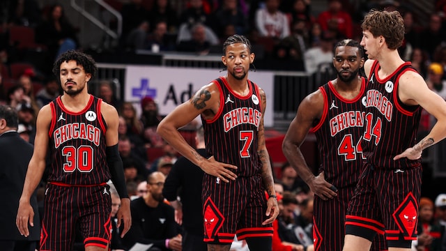 Bulls struggle against Heat, Chicago slips to 1-2 in NBA Cup games | Chicago  Bulls